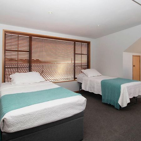 Beachfront Bliss On Wanaka Terrace Support Local New Plymouth Exterior foto